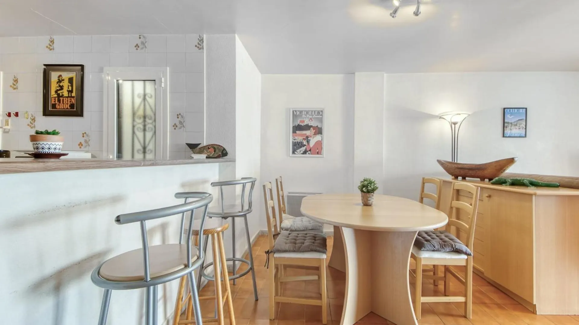 Great Apartment With View Roses 0*,